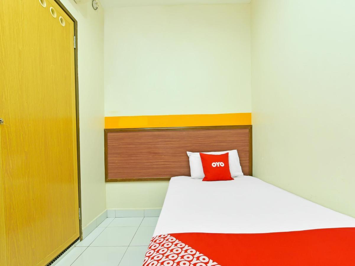 Oyo 575 Hotel Dns Ipoh Exterior photo