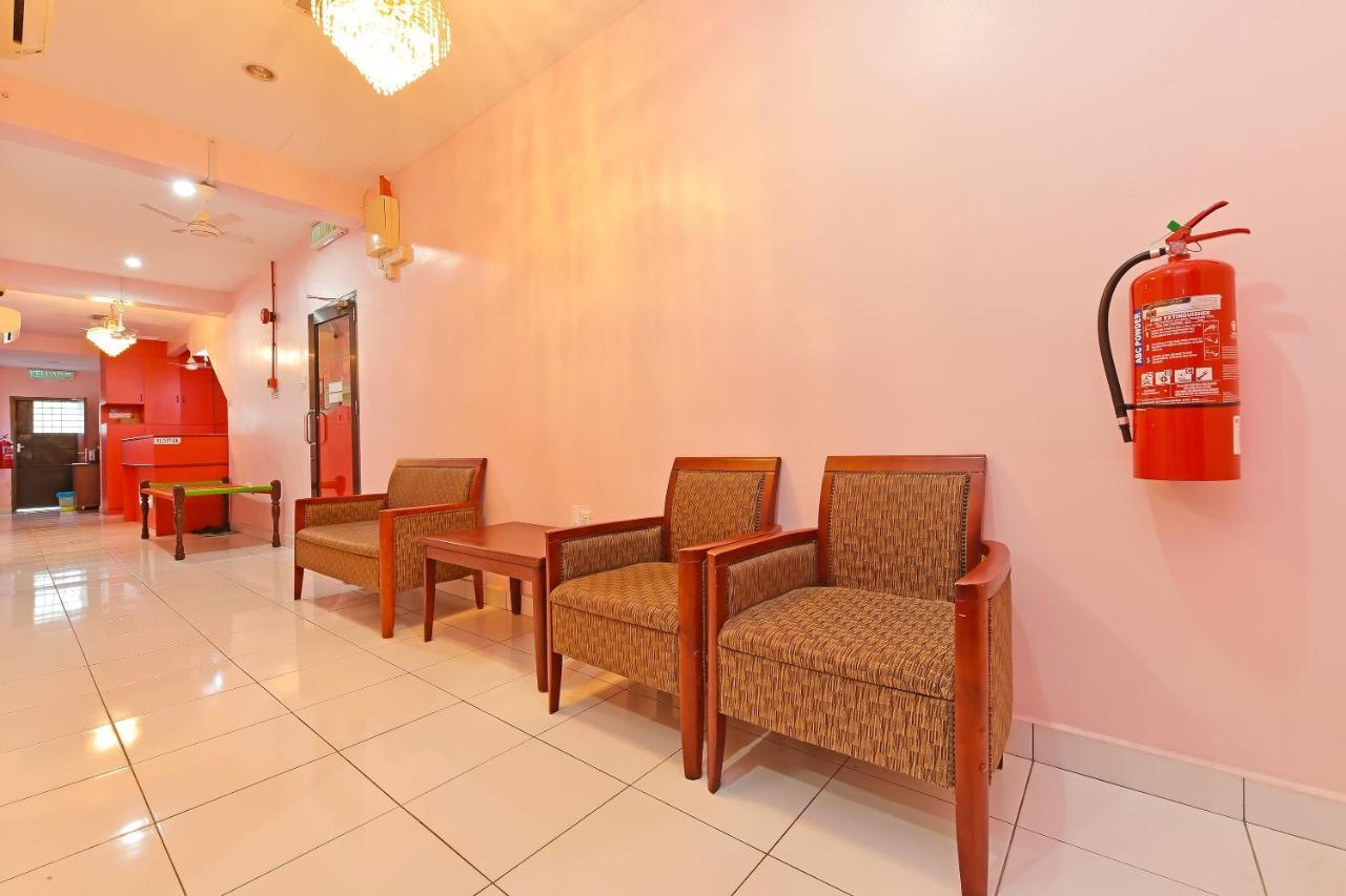 Oyo 575 Hotel Dns Ipoh Exterior photo