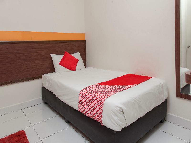 Oyo 575 Hotel Dns Ipoh Exterior photo
